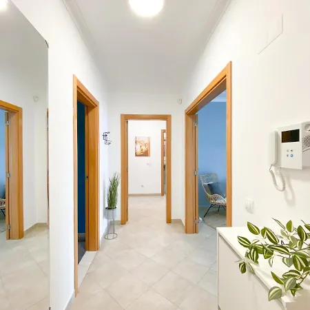 Meia Poolside To Seaside Retreat #1936