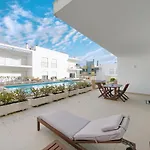 Meia Poolside To Seaside Retreat #1936 * Lagos