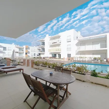 Meia Poolside To Seaside Retreat #1936 * Lagos