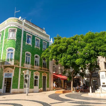 Meia Poolside To Seaside Retreat #1936 * Lagos