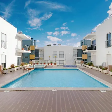 Meia Poolside To Seaside Retreat #1936